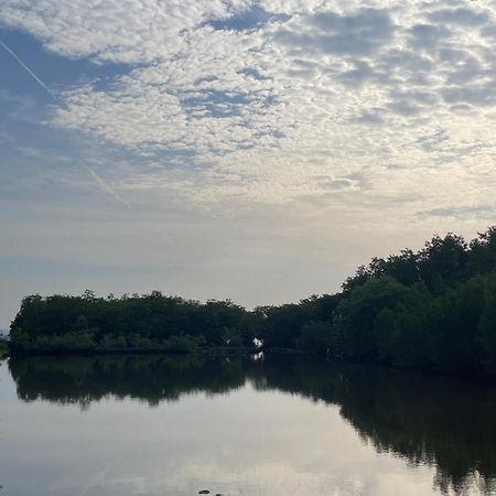 Mangrove Inn Каримунджава Экстерьер фото