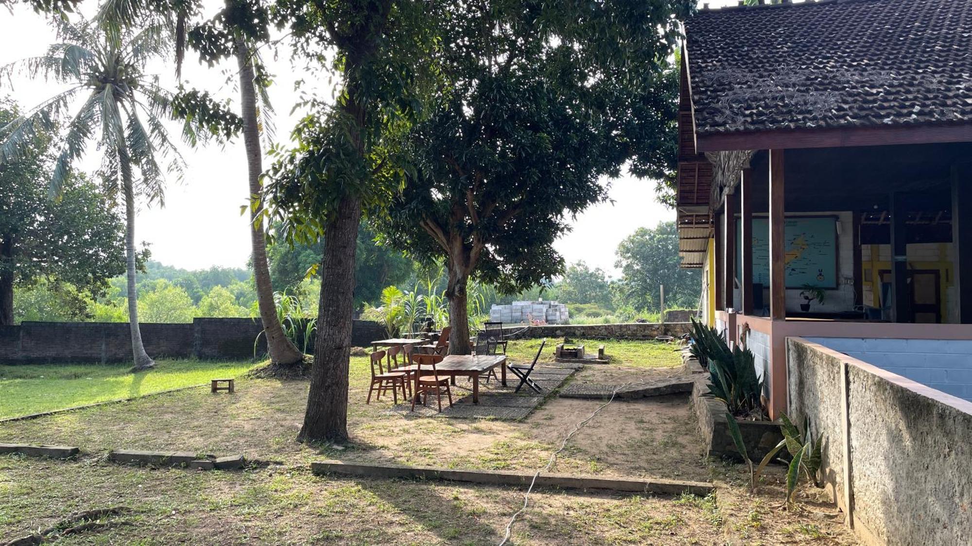 Mangrove Inn Каримунджава Экстерьер фото