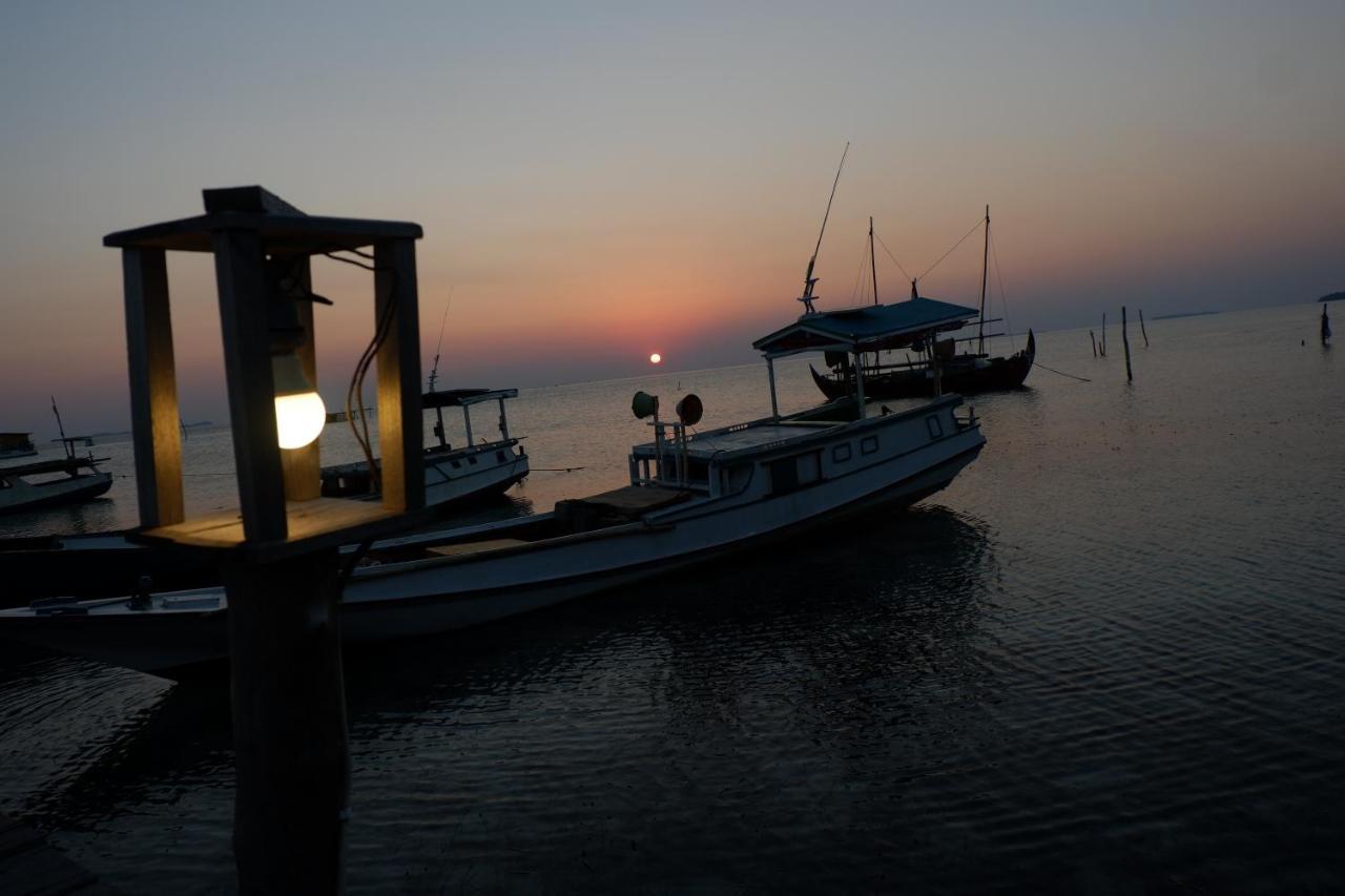 Mangrove Inn Каримунджава Экстерьер фото